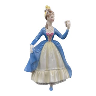 Vintage MCM Royal Doulton “Leading Lady” Hn2269 Bone China Figurine For Sale