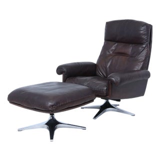 Set of DS-31 Armchair and Ottoman in Leather from de Sede, Switzerland, 1970s, Set of 2 For Sale