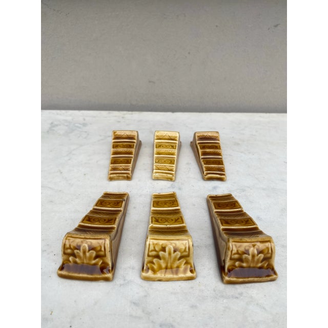Ceramic Majolica Knife Rests Choisy Le Roi Circa 1890-A Set of 6 For Sale - Image 7 of 8