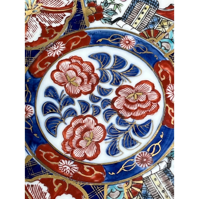Add a nice Japanese touch to your decor with his hand-painted antique Imari platter. Beautifully detailed porcelain...