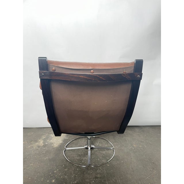 Brown Swivel Armchair in Light Brown Leather by Bruno Mathsson for Dux, 1960s For Sale - Image 8 of 14