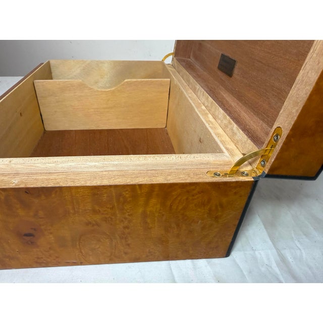 High Quality Handmade Italian Caminetto Burl Wood Veneer Brass Cigar Humidor Box For Sale - Image 16 of 17