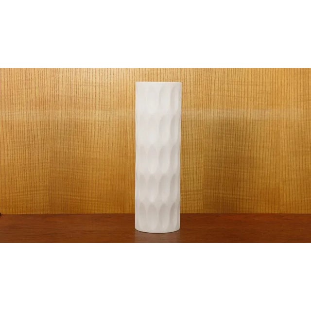 White Porcelain Vase by by Heinrich Fuchs for Lorenz Hutschenreuther For Sale - Image 4 of 13