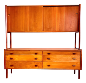 RY-20 Sideboard in Teak and Oak by Hans J. Wegner for Ry Møbler, 1950s