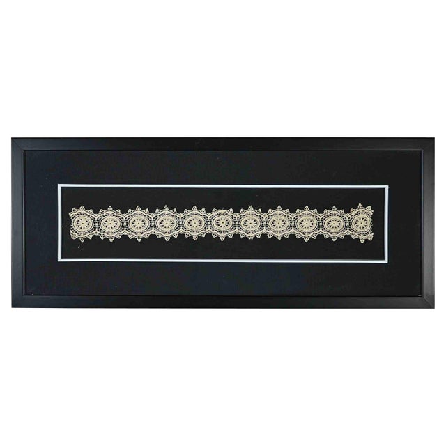 Decorative Italian Embroidery, Artisanal Decorative Object, 18th Century For Sale - Image 5 of 5