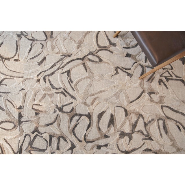 Exquisite Rugs Goudy Handmade New Zealand Wool & Bamboo Silk Light Silver Rug-9'X12' For Sale In Los Angeles - Image 6 of 7