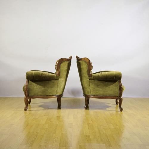 Louis Philippe Style Capitonne Armchairs in Carved Wood and Velvet, Late 19th Century, Set of 2 For Sale - Image 3 of 9