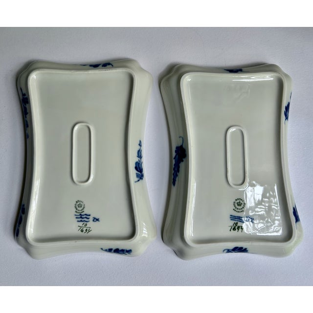Mid 20th Century Pair Royal Doulton "Blå Blomst" Lattice Porcelain Trays For Sale - Image 14 of 18