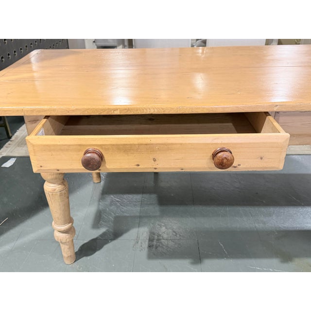 Wood Early 20th Century Antique English Pine Farmhouse Dining Table With Two Drawers For Sale - Image 7 of 9