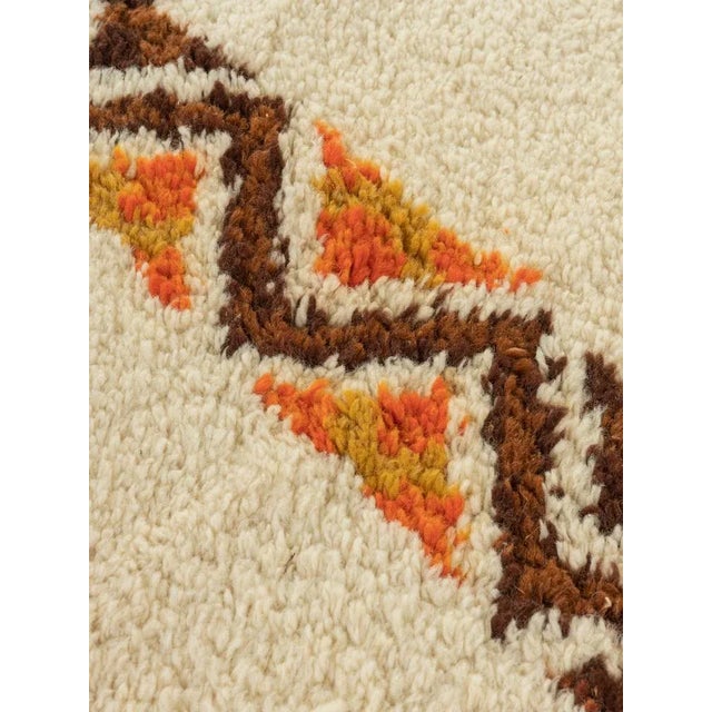 Textile Vintage Berber Rug, 1960s For Sale - Image 7 of 9
