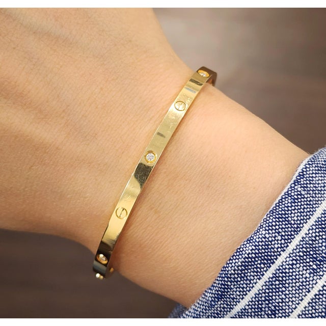 Modern Cartier 18k Yellow Gold Love Bracelet With 6 Diamonds, Modern Design For Sale - Image 3 of 10