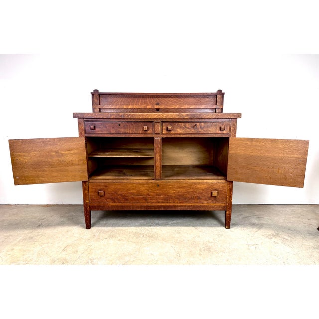 Stickley Style Arts & Crafts Mission Oak Buffet / Sideboard by Standard Table Co. For Sale In New York - Image 6 of 12