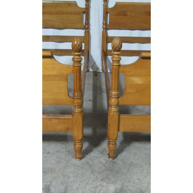 1970s Pair Pineapple Twin Maple Poster Beds Vintage For Sale - Image 5 of 10