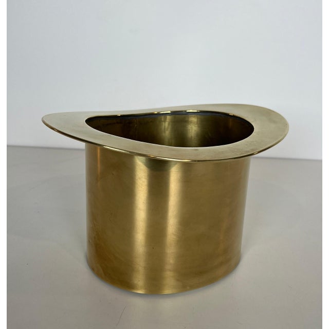 1920s Top Hat Brass Champagne Bucket For Sale - Image 4 of 12