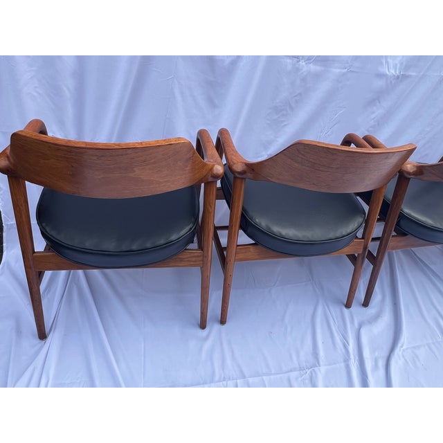 Mid 20th Century Vintage Mid Century W. H. Gunlocke Chair Co. Walnut Set of 4 Dining Chairs For Sale - Image 10 of 17