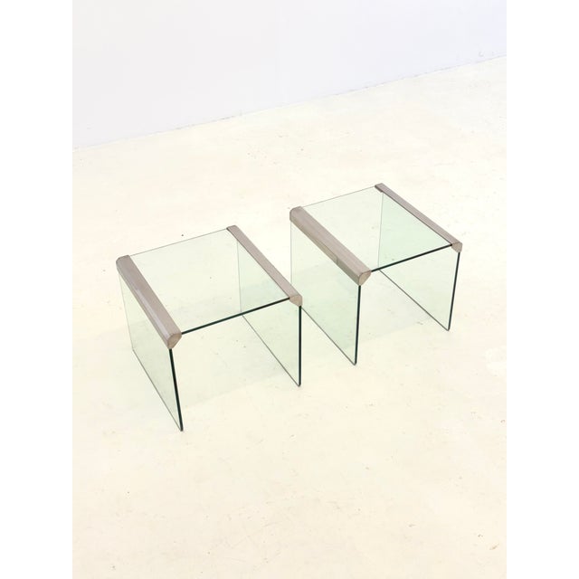 Mid-Century Modern Transparent Glass Side Tables by Pierangelo Gallotti for Gallotti & Radice, 1970s, Set of 2 For Sale - Image 3 of 9