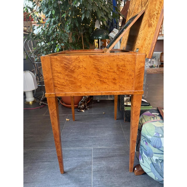 Wood Biedermeier Powder Box in Birch For Sale - Image 7 of 13