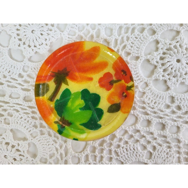 1960s Mod Floral Plastic Coasters - Set of 6 For Sale In Baltimore - Image 6 of 7