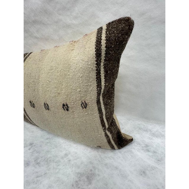 Contemporary Turkish Hemp Pillow Cushion Natural Beige Brown Pillow Cushion Cover 16" x 24" For Sale - Image 3 of 4