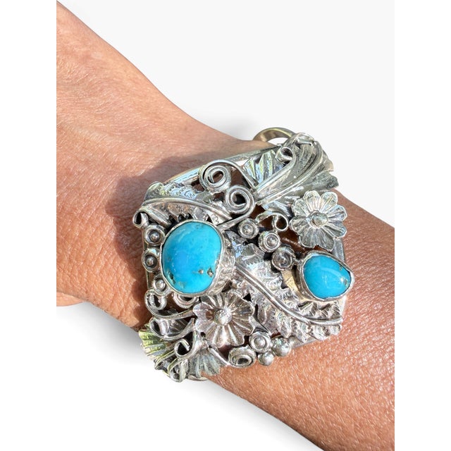 1980s Harry B. Yazzie Navajo Sterling Silver & Turquoise Floral Cuff Bracelet For Sale - Image 9 of 10