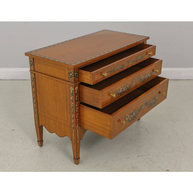 Age: Approx: 10 Years Old Details: Spade Feet Quality Construction 18 C. Design English Style Brass Hardware Stunning...