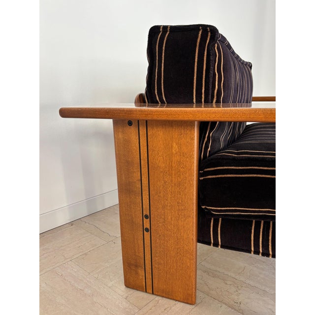 Vintage Italian Artona Chair in Wood and Velvet by Afra & Tobia Scarpa for Maxalto, 1970s For Sale - Image 9 of 17