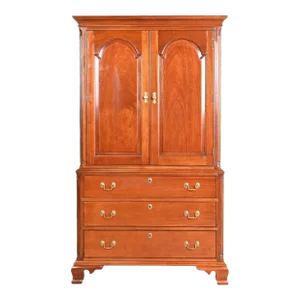 Stickley Georgian Solid Mahogany Gentleman's Chest or Linen Press