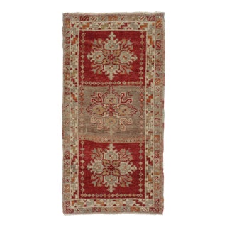 A Vintage Turkish Yastik Rug 1'5 X 2'9 For Sale