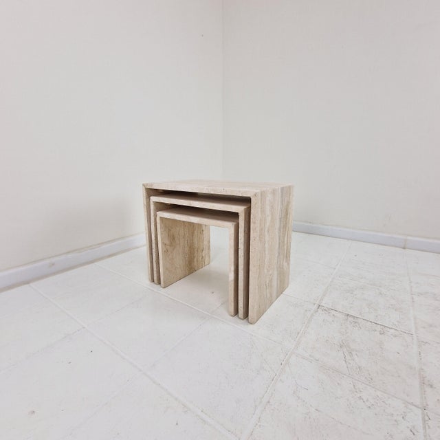 Italian Grooved Travertine Nesting Tables, 1980s, Set of 3 For Sale - Image 6 of 18