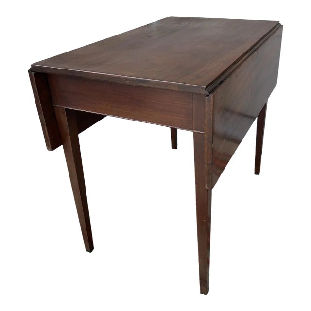 Antique Mahogany Federal Hepplewhite Drop-Leaf Pembroke Table, Pennsylvania 1800 For Sale