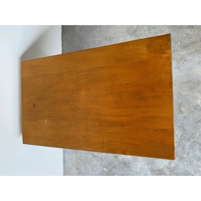 Brown Mid Century Modern Wood Top Coffee Table W/ Iron Hairpin Legs For Sale - Image 8 of 12