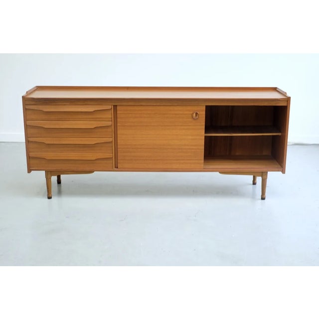 Italian Teak Sideboard, 1960s, in Very Good conditions. Designed 1960 to 1969