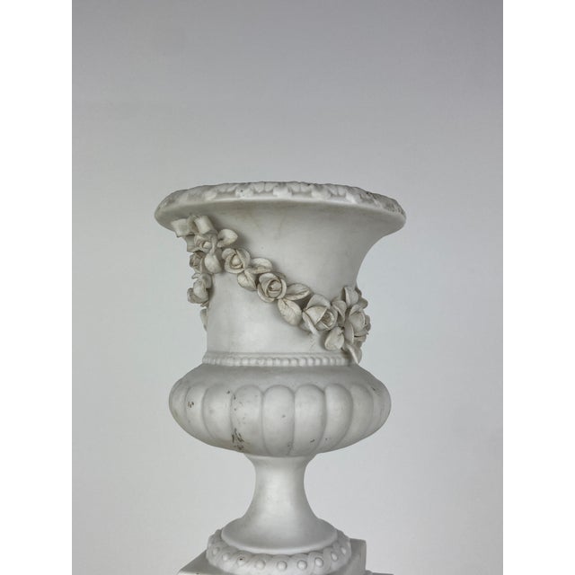 Late 19th Century Biscuit Porcelain Centerpiece from Volkstedt-Rudolstadt For Sale - Image 10 of 11