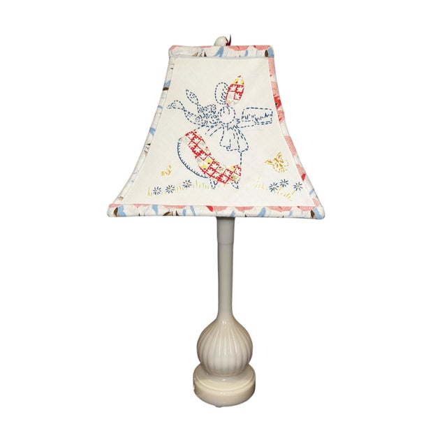 1930's Aladdin Alacite Table Lamp With Custom Shade For Sale - Image 4 of 6