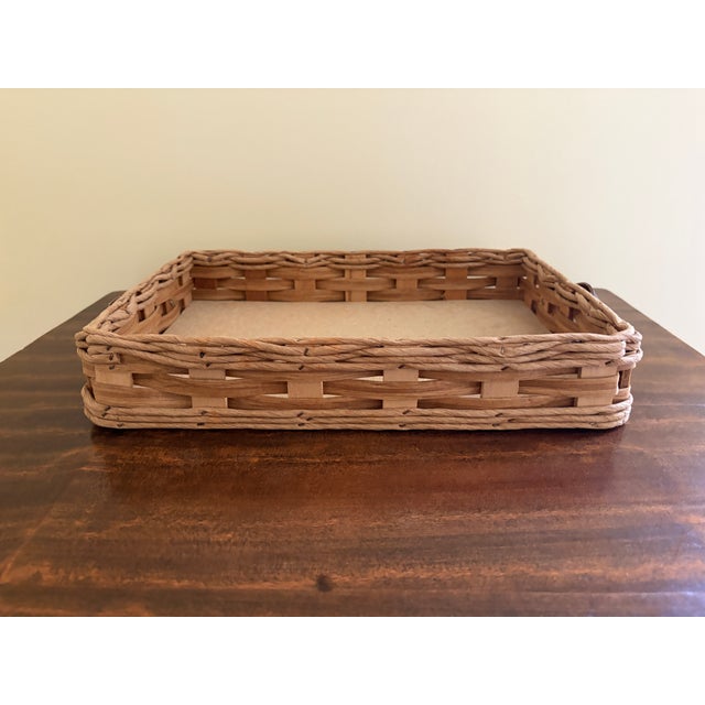 Pyrex Vintage Woven Oak Pyrex Casserole Serving Basket With Leather Handles For Sale - Image 4 of 13