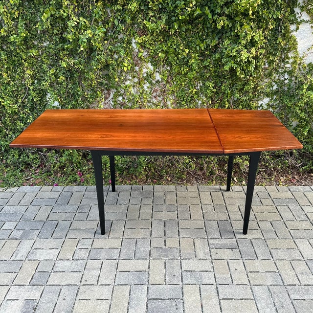 Arne Vodder 1970s Restored Danish Modern Rosewood Drop Leaf Expandable Writing Desk For Sale - Image 4 of 9