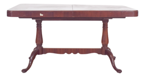 English Extendable Dining Table in Walnut, 1900