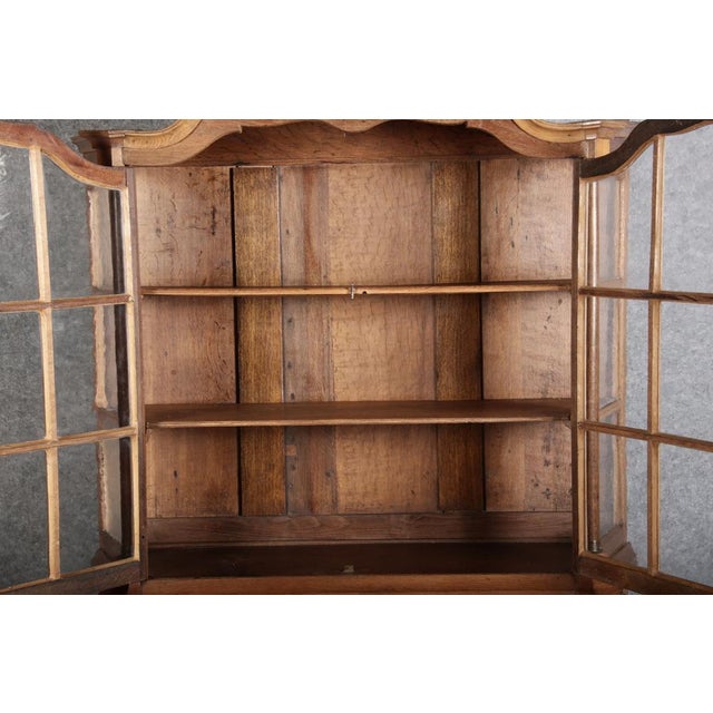 Little Baroque Showcase in Oak, 1800s For Sale - Image 17 of 18