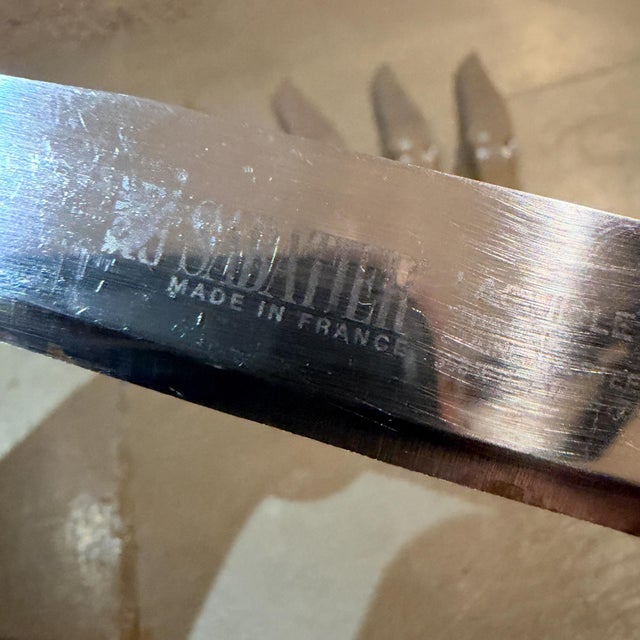 1980s Laguiole-Style Steak Knives Sabatier France Chrome Plated Polished Steel - Set of 5 For Sale - Image 12 of 12