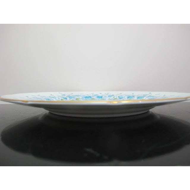 English Coalport Turquoise Blue Flower Gilt Rim Harebell Bone China 10 3/4" Dinner Plate For Sale - Image 3 of 6