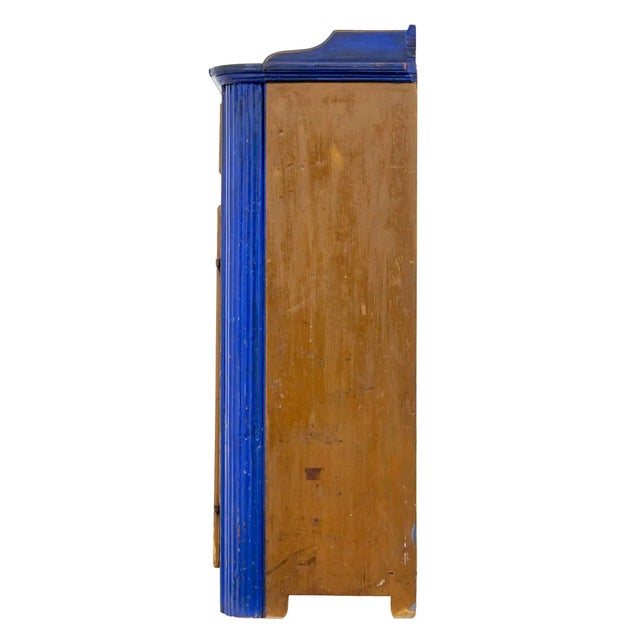 Rustic 19th Century Swedish Pine Ragwork Painted Kitchen Cupboard, 1880s For Sale - Image 3 of 12