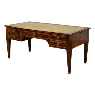 Mid-19th Century French Neoclassical Mahogany Bureau Plat Desk With Chartreuse Leather For Sale
