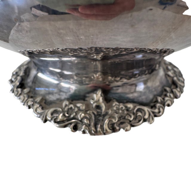 Late 19th Century Derby Silver Co. Quadruple Plate Portrait Covered Dresser Jar For Sale In Los Angeles - Image 6 of 12