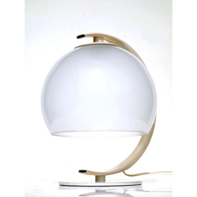 Mid-Century Modern Italian Metal & Frosted Glass Table Lamp, 1960s For Sale - Image 3 of 10