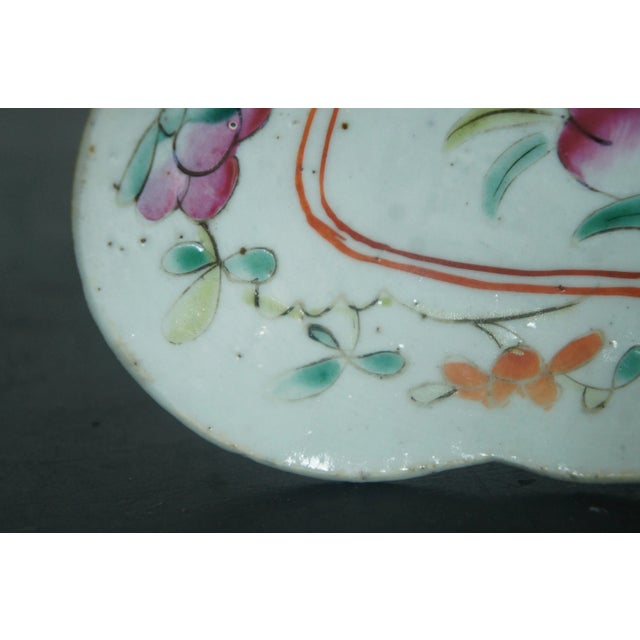 Antique Chinese Export Famille Rose Footed Floral Polychrome Chop Suey Bowl Dish For Sale - Image 11 of 11