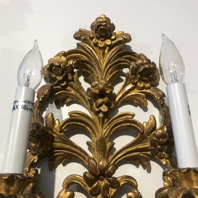 1990s Pair of Traditional Italian Hand Carved Wood Floral Design Sconces For Sale - Image 5 of 11