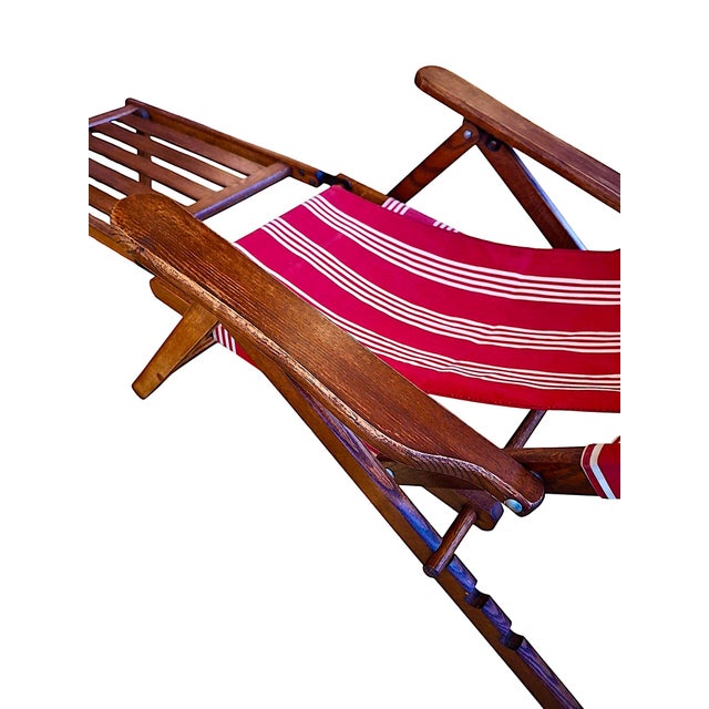 Vintage Steamer Chair Recalls the Golden Age of Leisure Travel, by Paris Manufacturing For Sale - Image 11 of 16