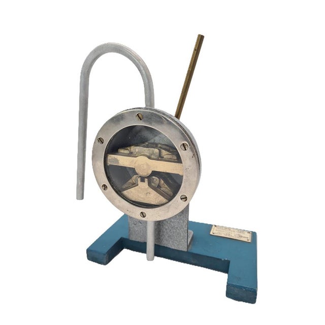 Mid-Century Vane Pump Model, 1973 For Sale - Image 11 of 11