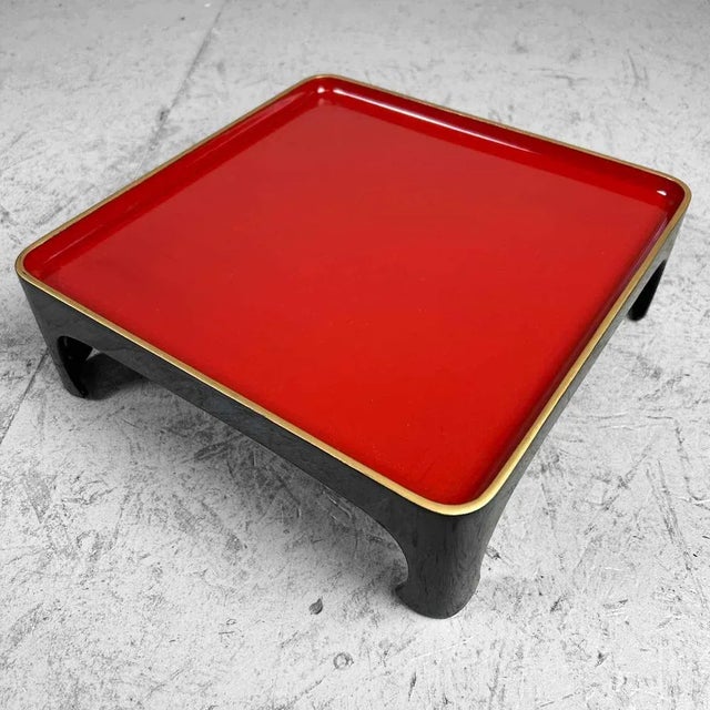 Boho Chic Taishō Period Urushi Lacquer Serving Tables, Japan, 1920s, Set of 7 For Sale - Image 3 of 12