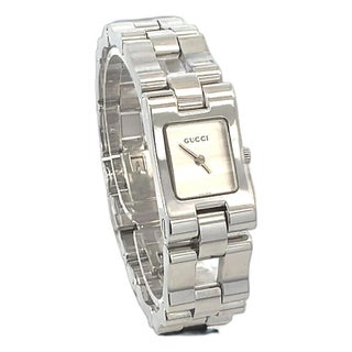 Late 20th Century Gucci Estate Swiss Made Stainless Steel Ladies Wristwatch For Sale
